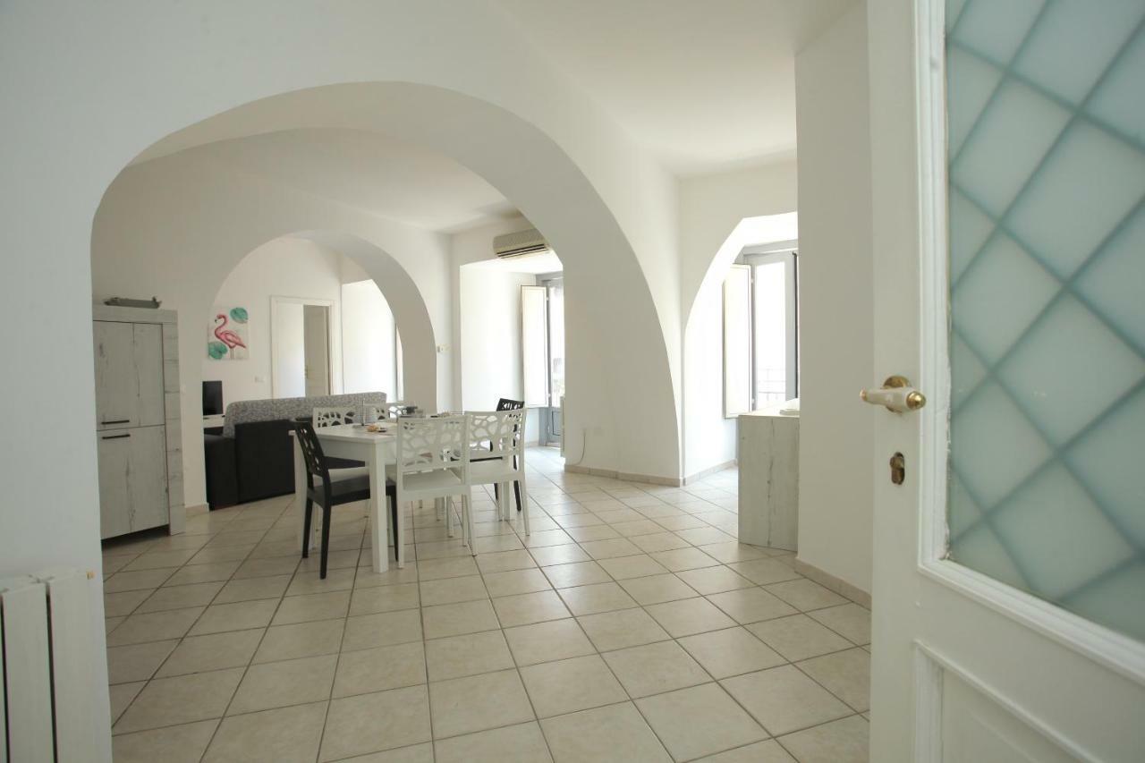 Corso Garibaldi 22 Apartment Paola Exterior photo